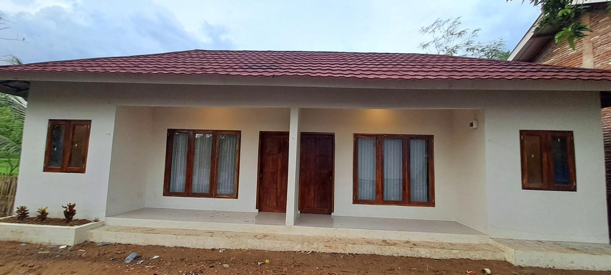 Mandalika Homestay Kuta  Екстериор снимка